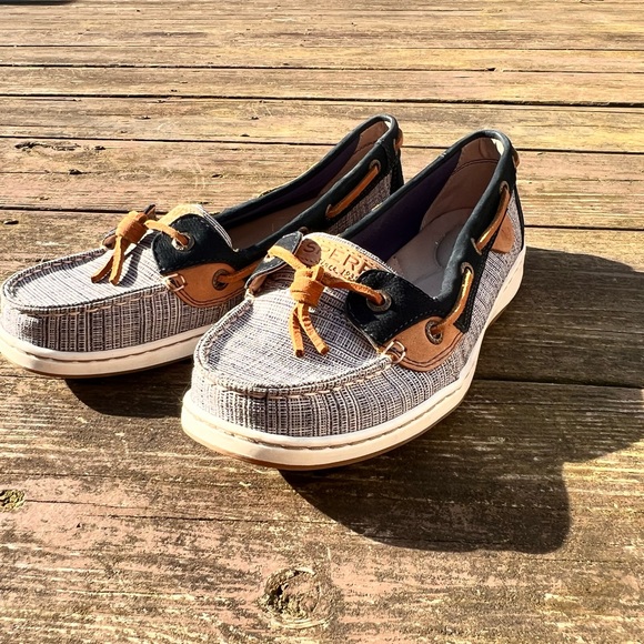 Sperry Boat Shoes - Women’s - Picture 2 of 3
